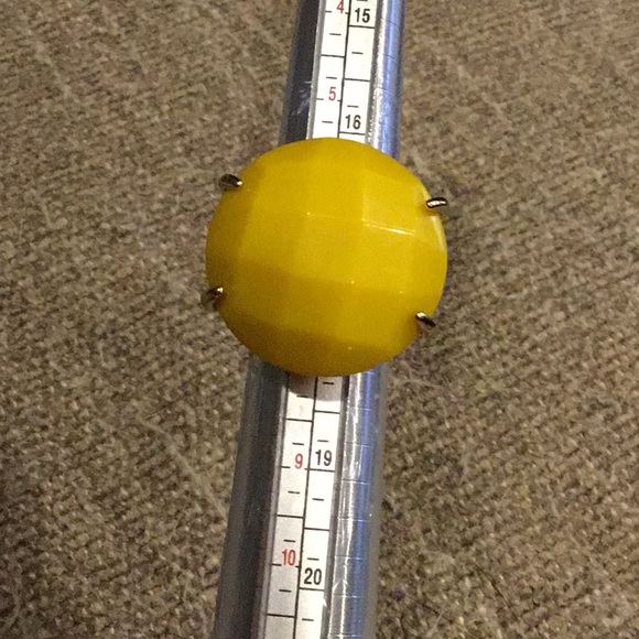 Kendra Scott Yellow Rana Cocktail Ring - Picture 10 of 12